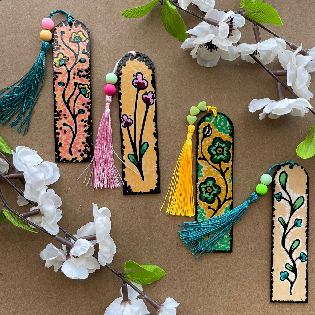 FLORAL BOOKMARKS